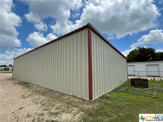 Detached Garage, Exterior