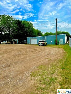Backyard, Detached Garage, Exterior