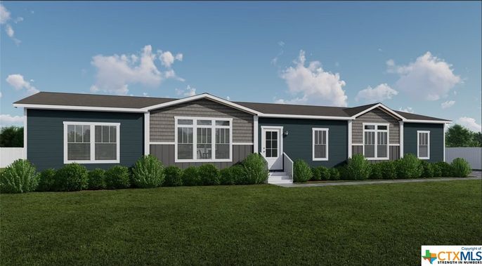 Exterior, Facade, Ranch