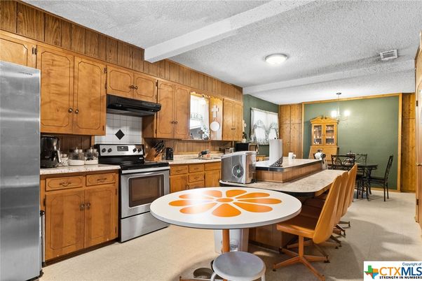 Dining room, Interior, Kitchen, Stainless Steel Appliances
