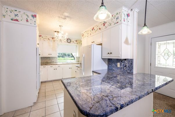 Chandelier, Interior, Kitchen, Pendant Lights