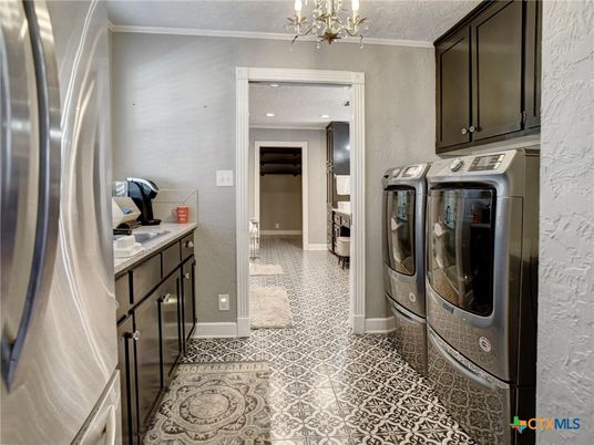 Chandelier, Interior, Washer