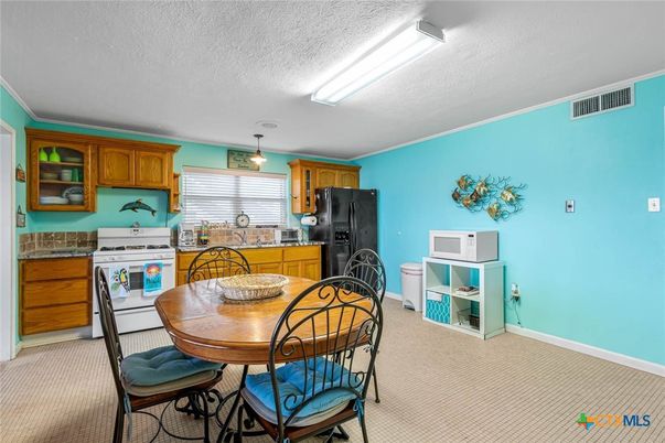 Dining room, Interior, Kitchen, Pendant Lights