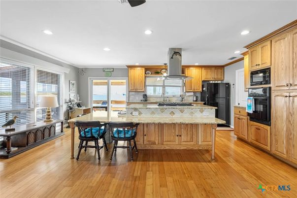 Dining room, Interior, Kitchen, Recessed Lighting, Water, Wood Texture Flooring