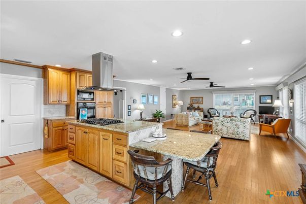 Interior, Kitchen, Living room, Recessed Lighting, Wood Texture Flooring