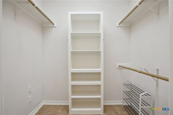 Interior, Walk-in Closets