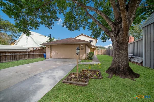 Backyard, Detached Garage, Exterior
