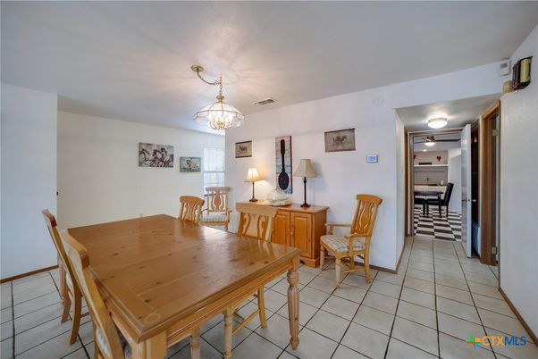 Chandelier, Dining room, Interior