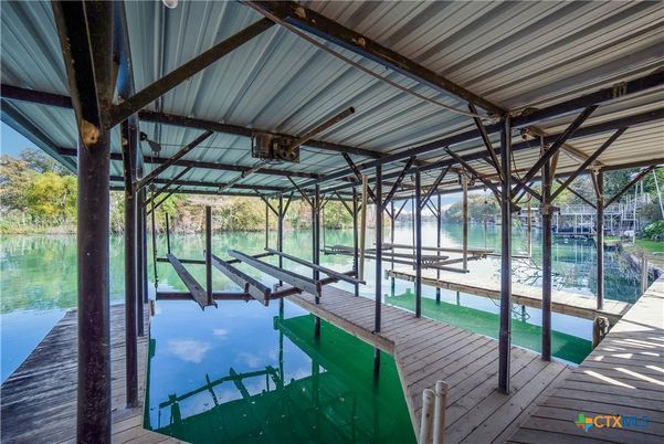 Exterior, Sun Room, Water