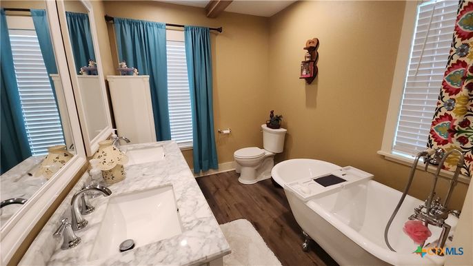 Bathroom, Dual Sink Vanities, Interior, Wood Texture Flooring