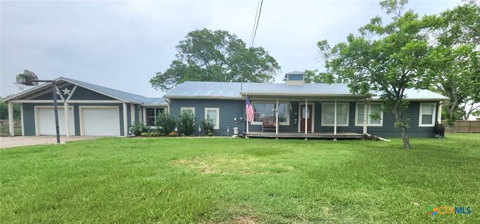 Attached, Backyard, Exterior, Facade, Ranch