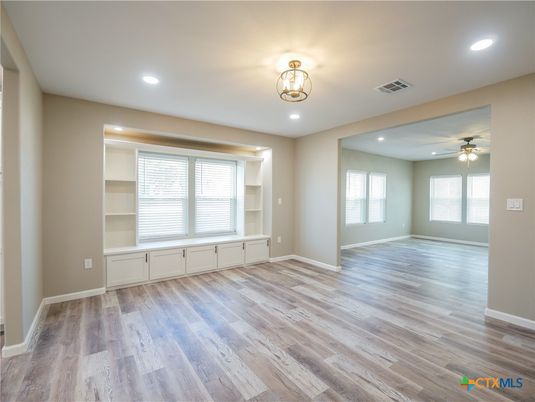 Empty room, Interior, Recessed Lighting, Wood Texture Flooring