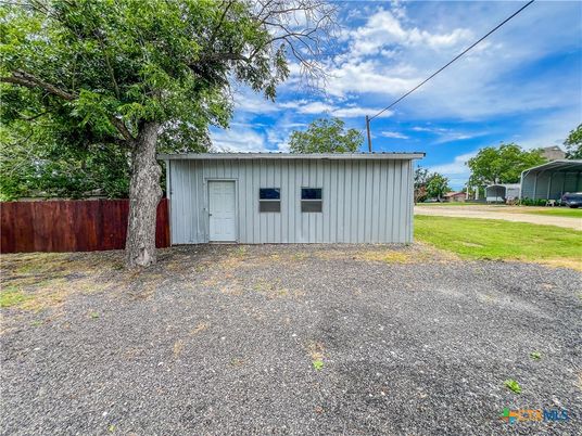 Backyard, Detached Garage, Exterior