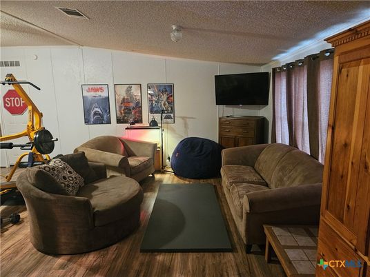 Fitness Equipment, Interior, Living room, Wood Texture Flooring
