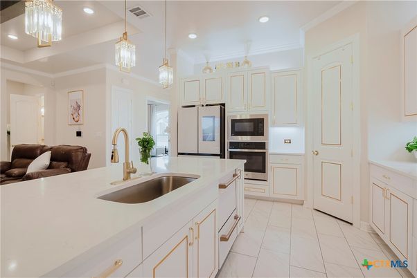 Interior, Kitchen, Pendant Lights, Recessed Lighting, Stainless Steel Appliances