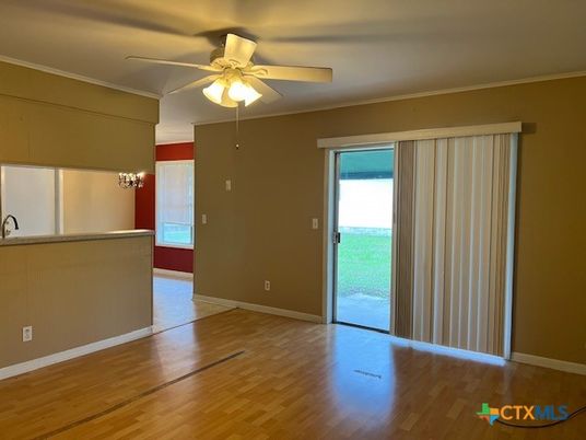 Chandelier, Empty room, Interior, Wood Texture Flooring