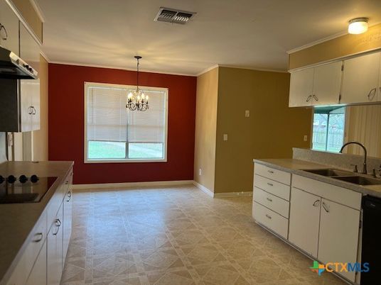 Chandelier, Interior, Kitchen