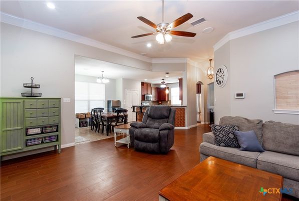 Chandelier, Dining room, Interior, Kitchen, Living room, Recessed Lighting, Wood Texture Flooring