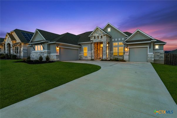 Attached, Exterior, Facade, Solar Panels, Ranch