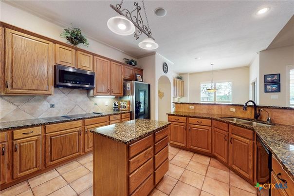Interior, Kitchen, Recessed Lighting