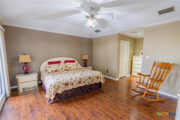 Bedroom, Interior, Recessed Lighting, Wood Texture Flooring