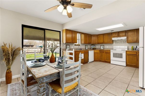 Dining room, Interior, Kitchen