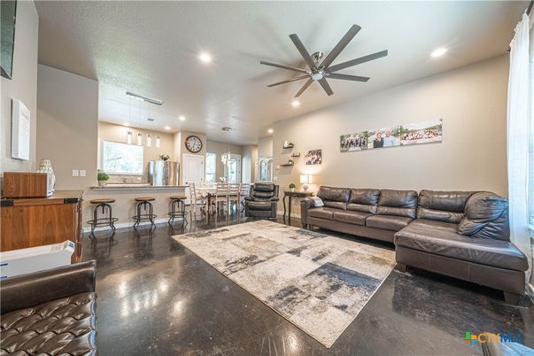 Dining room, Interior, Kitchen, Living room, Pendant Lights, Recessed Lighting