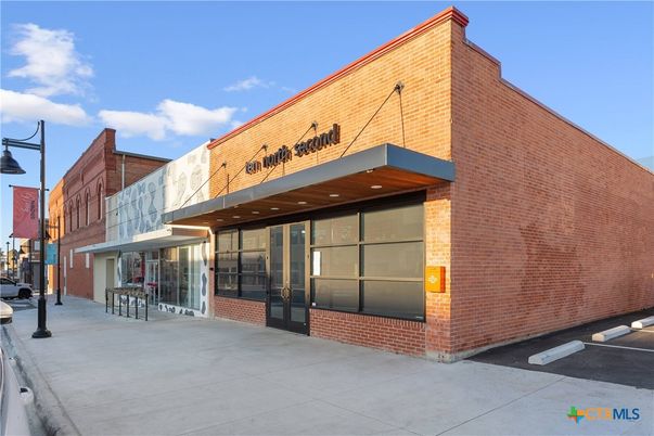 Exterior, Facade, Brick Facade, Modern