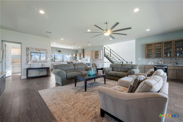 Interior, Kitchen, Living room, Pendant Lights, Recessed Lighting, Wood Texture Flooring