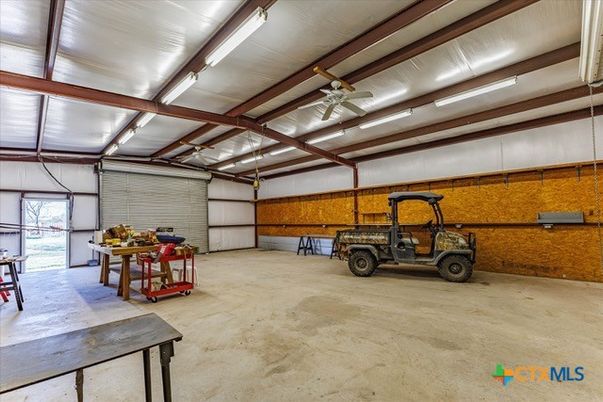 Garage, Interior