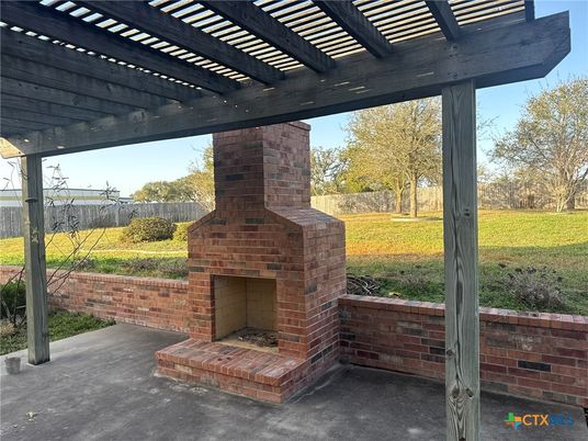 Exterior, Fireplace