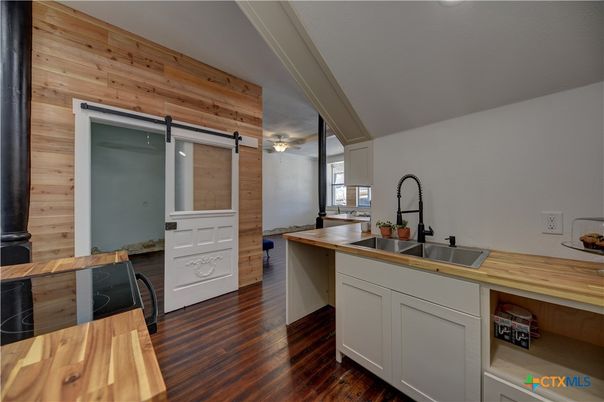 Interior, Kitchen, Wood Texture Flooring, Wooden Walls
