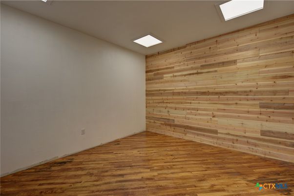 Empty room, Interior, Recessed Lighting, Wood Texture Flooring, Wooden Walls