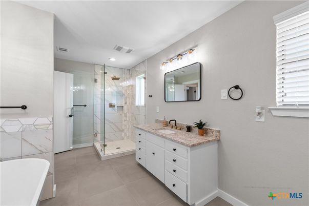 Bathroom, Dual Sink Vanities, Free Standing Baths, Glass Shower, Interior, Recessed Lighting