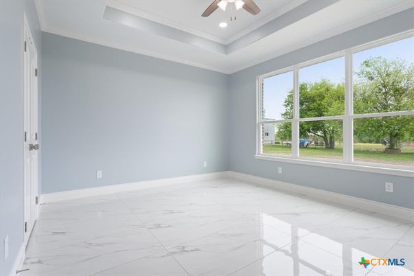 Empty room, Interior, Marble, Recessed Lighting