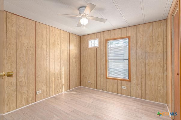 Empty room, Interior, Wood Texture Flooring, Wooden Walls
