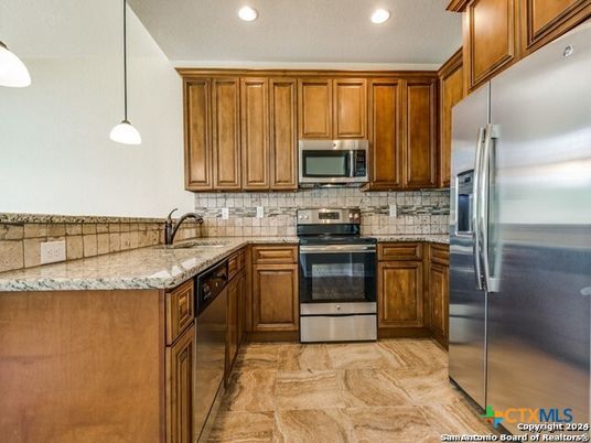 Interior, Kitchen, Pendant Lights, Recessed Lighting, Stainless Steel Appliances