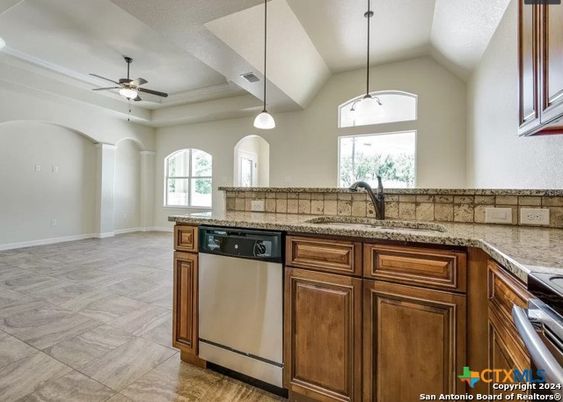 Interior, Kitchen, Pendant Lights