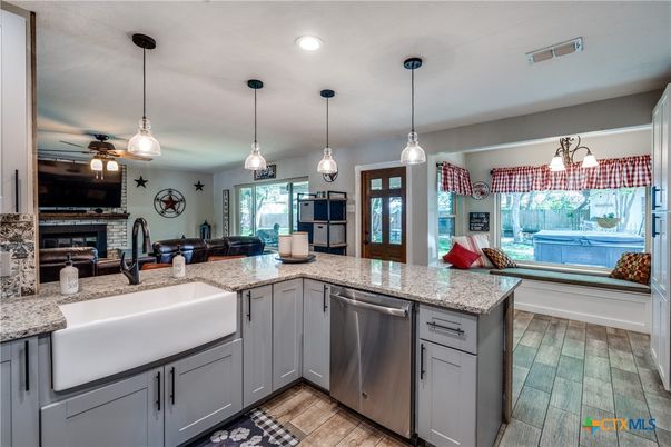 Fireplace, Interior, Kitchen, Pendant Lights, Recessed Lighting, Wood Texture Flooring