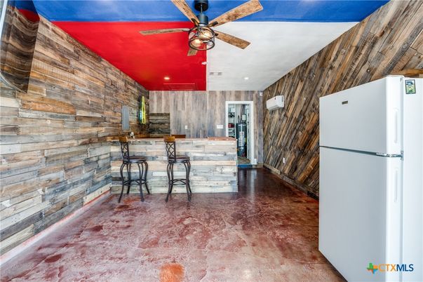 Empty room, Interior, Recessed Lighting, Stone Walls, Wooden Walls