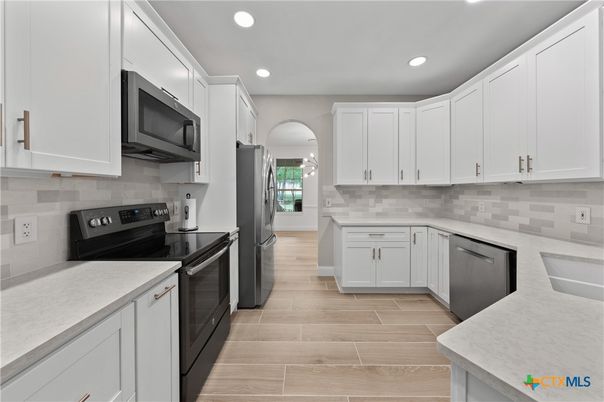 Interior, Kitchen, Recessed Lighting, Wood Texture Flooring