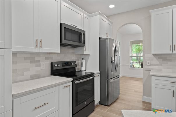 Interior, Kitchen, Recessed Lighting, Wood Texture Flooring