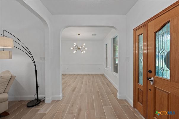 Interior, Pendant Lights, Wood Texture Flooring