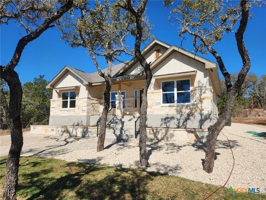 Exterior, Facade, American Craftsman