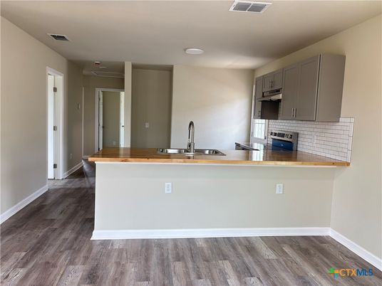 Interior, Kitchen, Recessed Lighting, Wood Texture Flooring