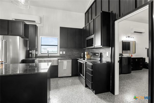 Interior, Kitchen, Stainless Steel Appliances