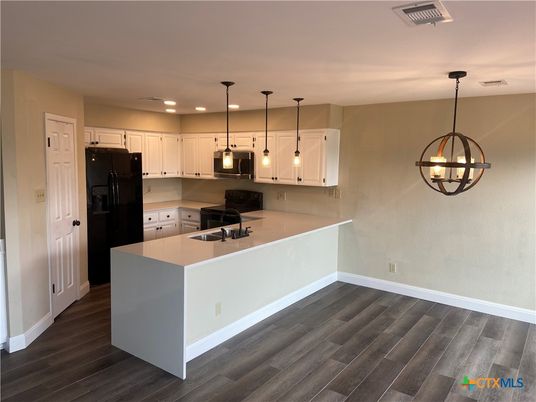 Interior, Kitchen, Pendant Lights, Recessed Lighting, Wood Texture Flooring