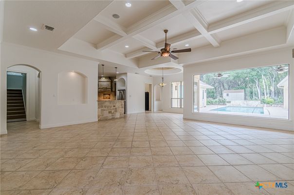 Empty room, Interior, Pendant Lights, Recessed Lighting