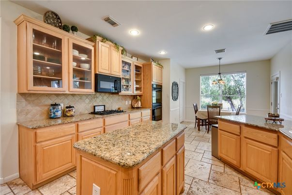 Dining room, Interior, Kitchen, Pendant Lights, Recessed Lighting