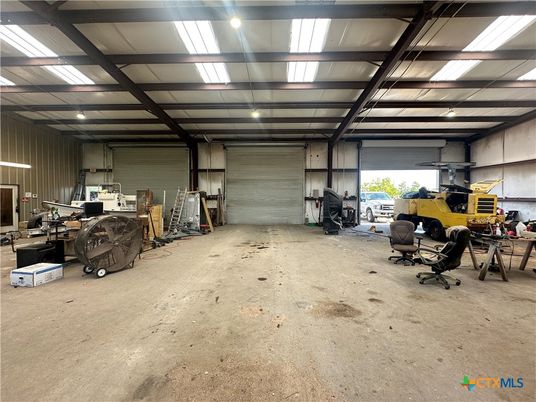 Garage, Interior